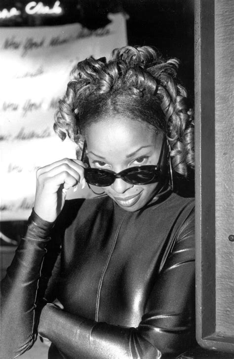 Mary J. Blige's Favorite Fashion Accessory: Designer Sunglasses